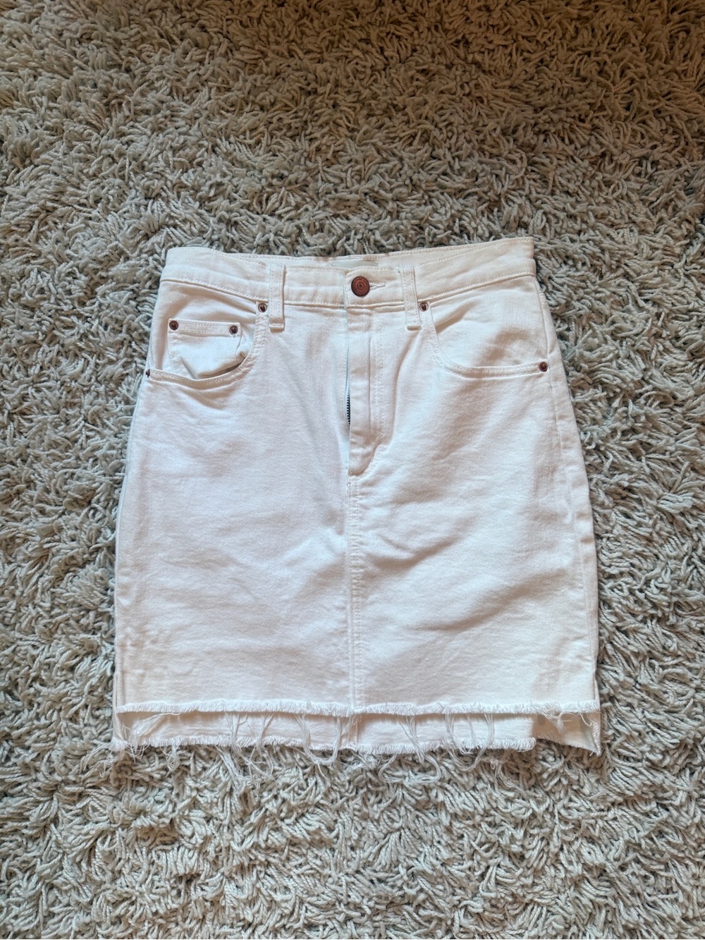 Wilfred Free (Aritiza) White Denim Mini Skirt with Raw Hem